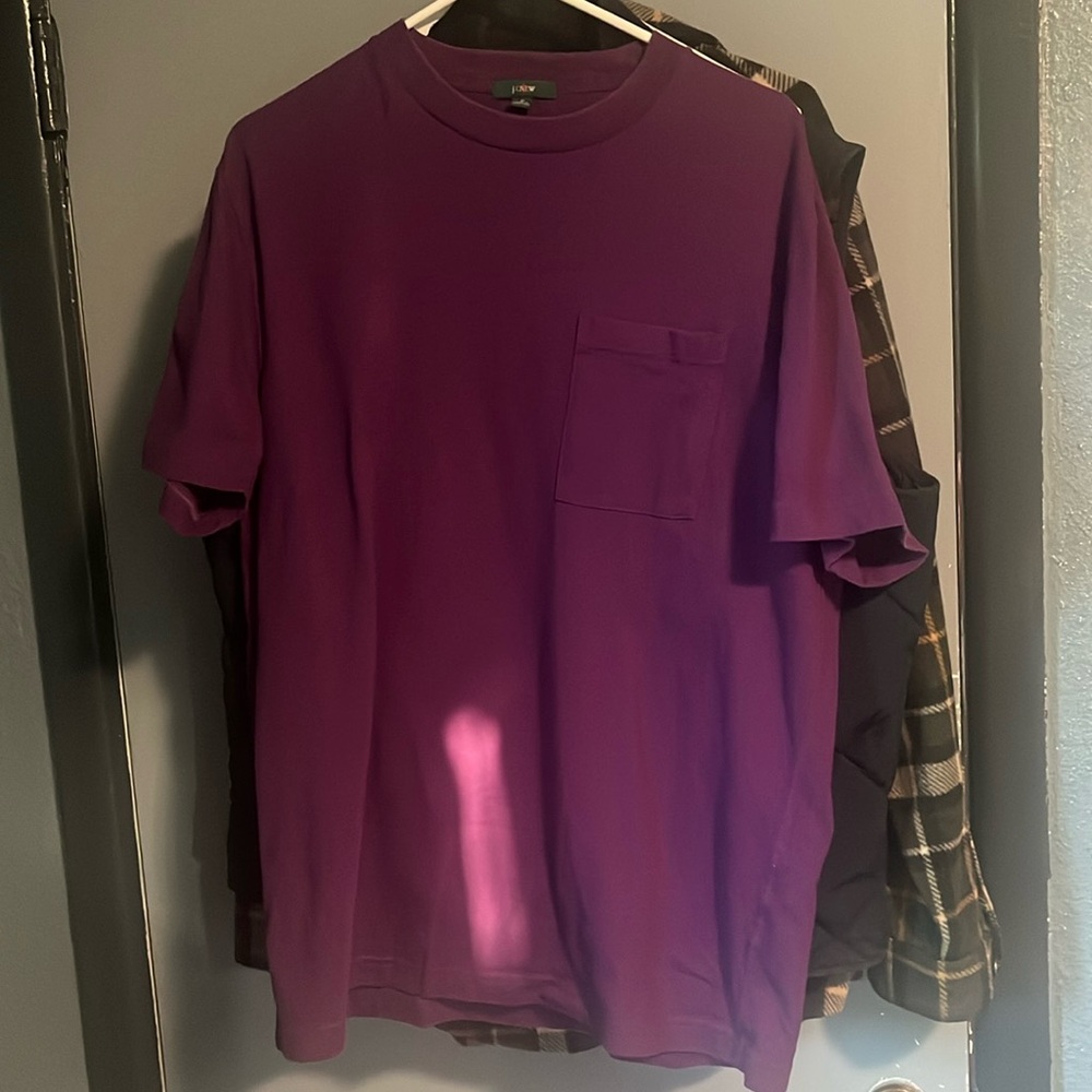Relaxed premium-weight cotton pocket T-shirt